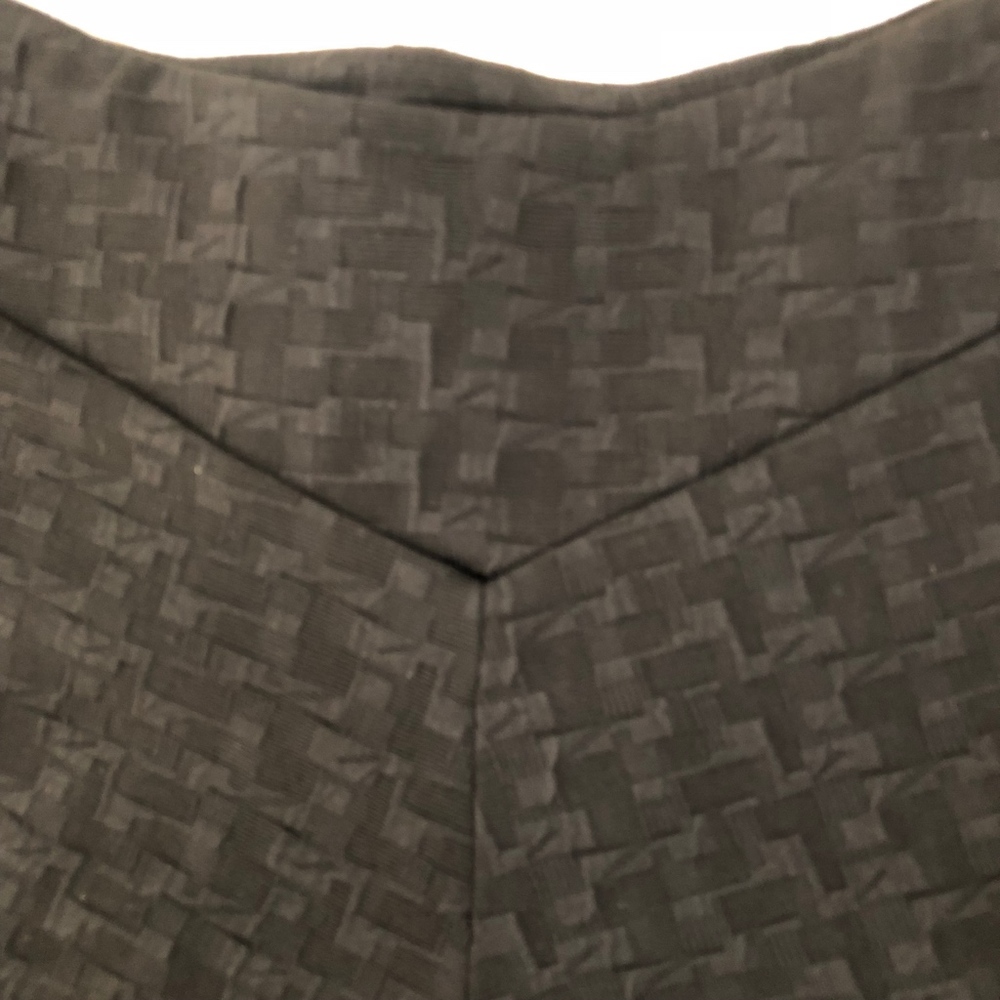 Urban Outfitters Cooperative Black Textured Shorts - Picture 2 of 4